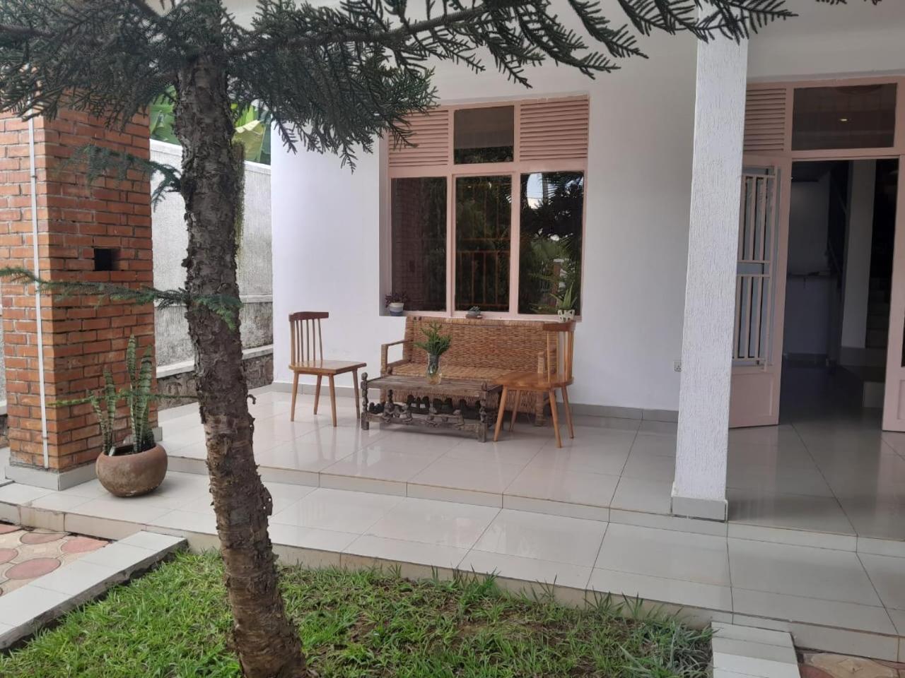 Omx Hotel Kimi Kigali Exterior foto